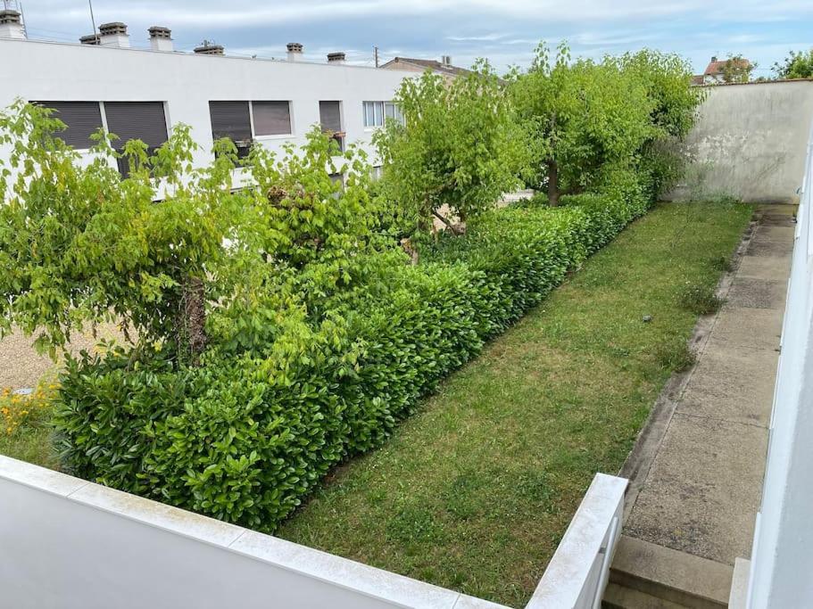 Apartment Parking, Spacieux, Calme, - Coconhome *